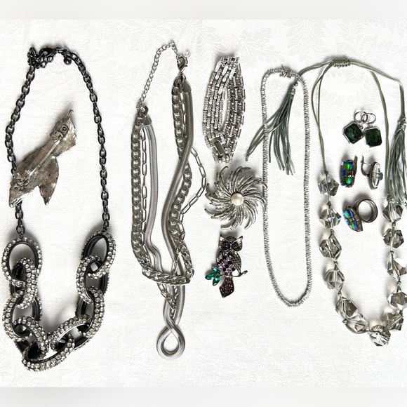 Unbranded Jewelry - Silver Tone Jewelry Lot — Necklaces, Bracelets, Earrings, Brooches Set